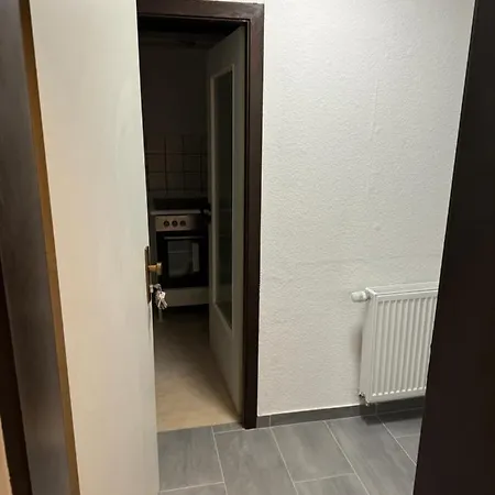 Mit Kueche, Fernseher, Wlan Und Parkplatz - Brian アパート