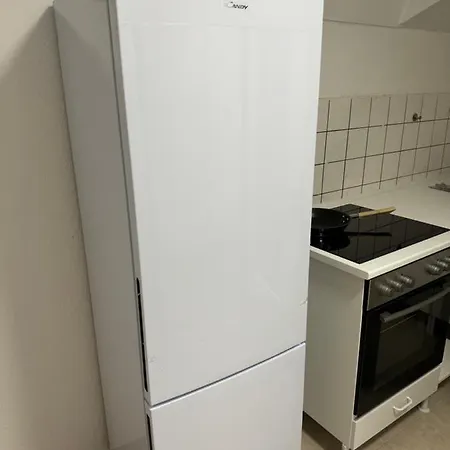 Mit Kueche, Fernseher, Wlan Und Parkplatz - Brian