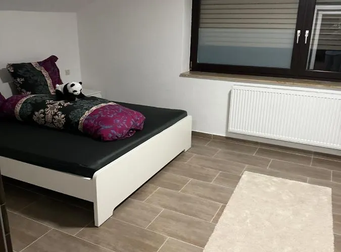 Mit Kueche, Fernseher, Wlan Und Parkplatz - Brian *